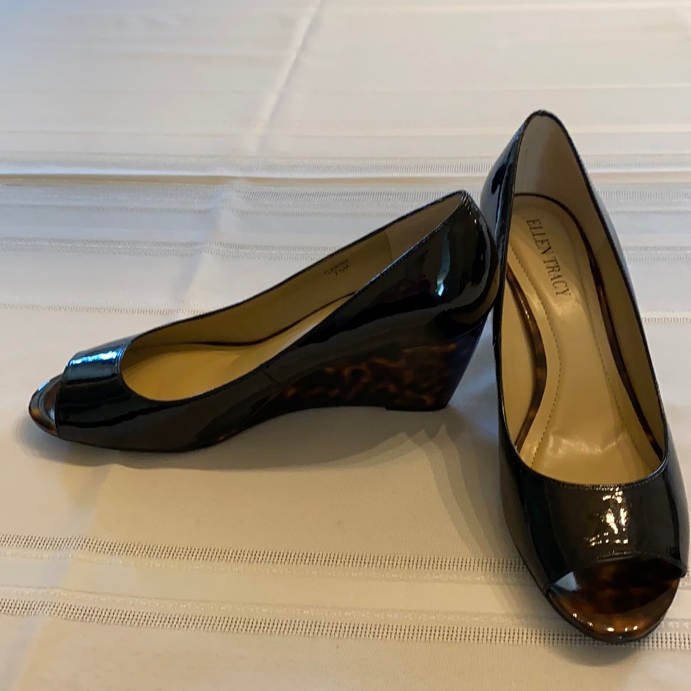 Ellen Tracy - Carter Wedges 7.5